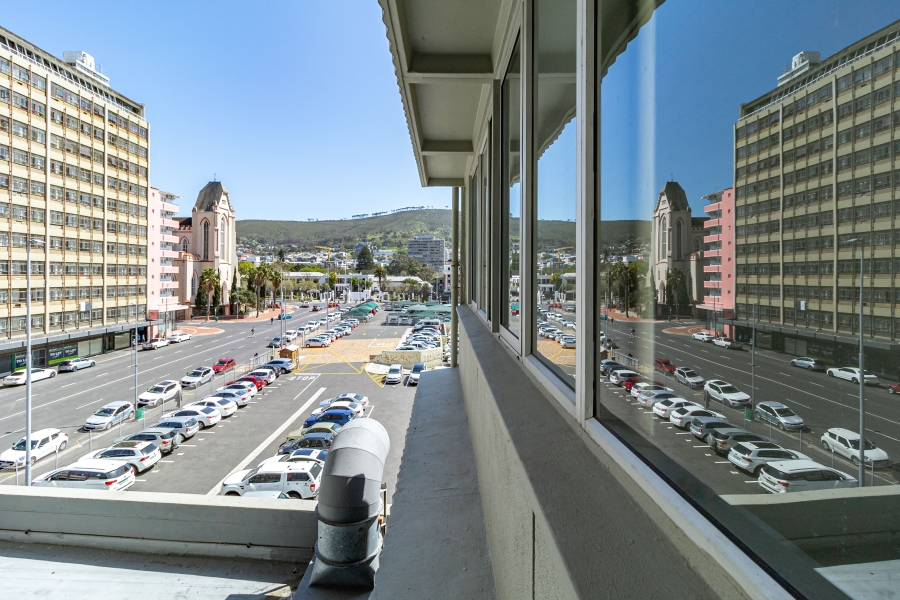 2 Bedroom Property for Sale in Cape Town City Centre Western Cape